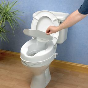 Savanah Raised Toilet Seat With Lid - 10cm