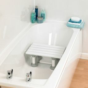 Savanah Slatted Bath Seat - 6 Inch