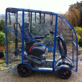 Deluxe Mobility Scooter Canopy - Completely Clear (Rounded Front)